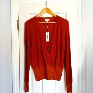 L’Agence Blair Crossover Metallic Top